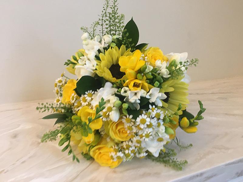 Flowers by Kate Wright - portfolio gallery of flower displays for all occasions, West Sussex