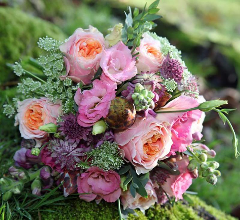 Flowers by Kate Wright - portfolio gallery of flower displays for all occasions, West Sussex