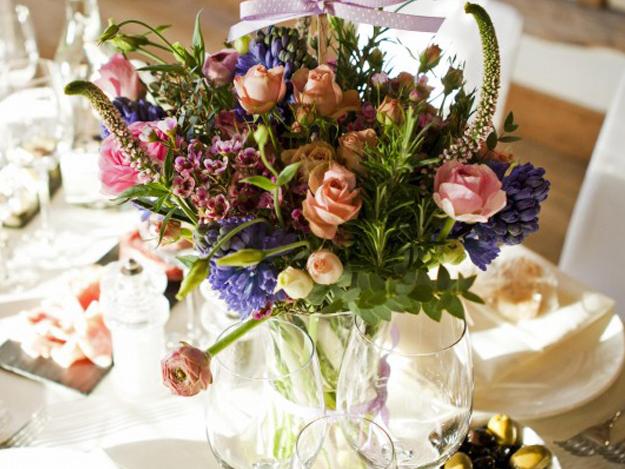 Wedding flowers, bouquets and wedding event venue decor, Flowers By Kate Wright, Horsham, Sussex, South East UK